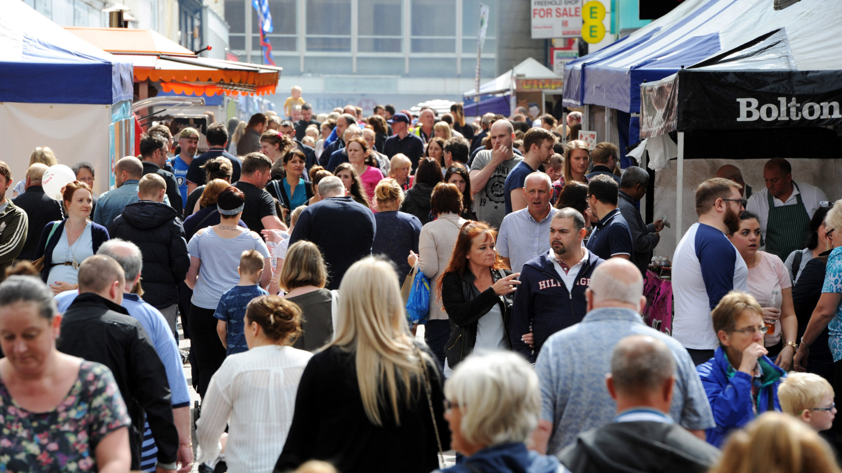 The annual Bolton Food and Drink Festival once again attracted large crowds on its third day. Picture by Paul Heyes, Sunday August 28, 2016.